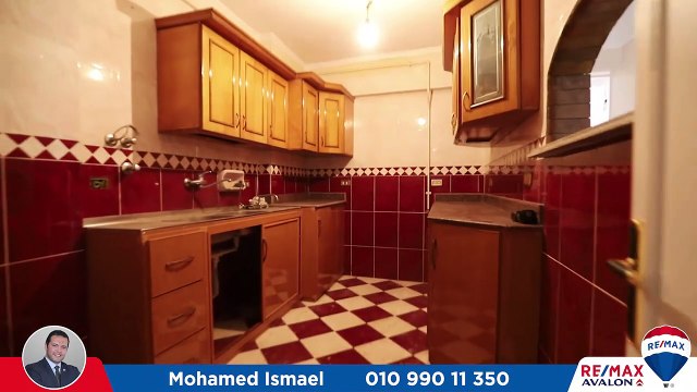 شقة للايجار 165 م زيزينيا (بجوار مسجد يحيي - خطوات من ش أبو قير)