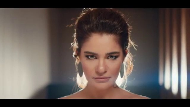Derya Bedavacı - Naz Değil