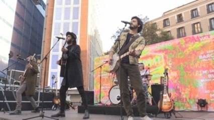 Morat vuelve más rockero pero fiel a su estilo