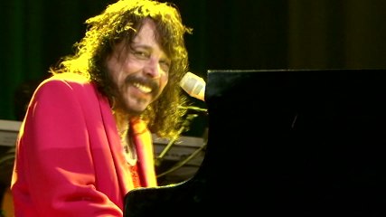 Benito Di Paula - Assobiar Ou Chupar Cana