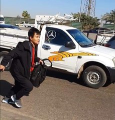 طرد شاب آسيوي في مصر بسبب كورونا