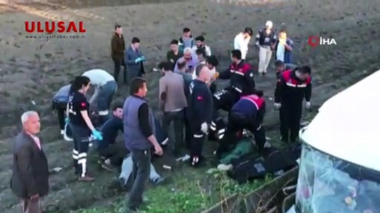 İşçi servisi şarampole devrildi 3 ölü, 14 yaralı