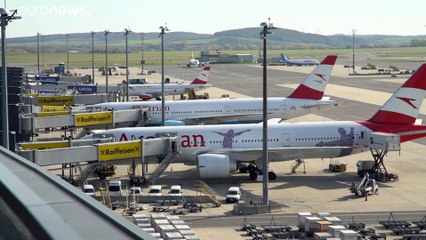 Surto de coronavírus "obriga" muitos aviões a voarem quase vazios