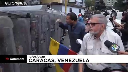 Venezuela : la police bloque une manifestation de l'opposition