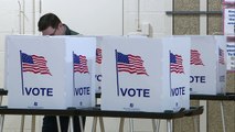 Estadounidenses en seis estados votan en primarias demócratas