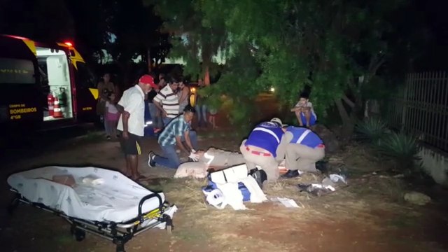 Batida entre motos deixa dois feridos no Periolo; um deles sofreu fraturas em braço e perna