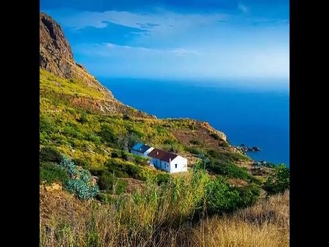 Bonjour, bonjour et excellente journée à toutes et à tous ☕️❤️ #Tunisie #SidiBousaid #Djerba #IloveTunisia