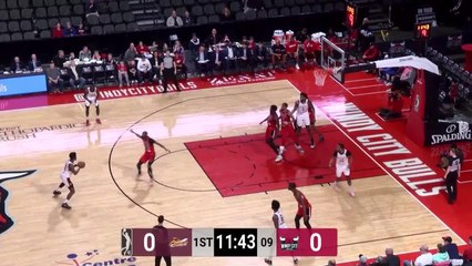 Levi Randolph (18 points) Highlights vs. Windy City Bulls
