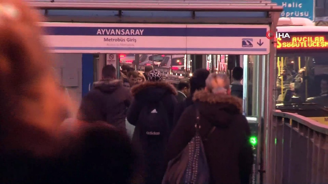 İstanbullular, “Koronavirüs”üne karşı önlemlerini aldı