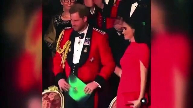 Prens Harry son defa üniformasıyla