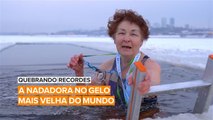 Vovó russa é campeã de natação no gelo aos 83 anos