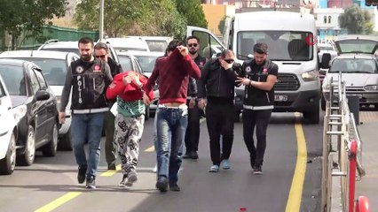 Adana'da torbacı operasyonu: 3 tutuklama