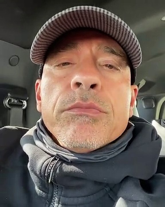 Eros Ramazzotti: Κάνει έκκληση σε όλους τους Ιτ...