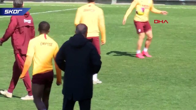 Fatih Terim ve Donk'tan 'koronavirüs' selamı