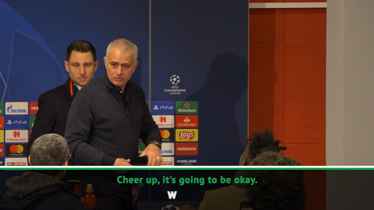 Reporter tells Mourinho to 'cheer up' after Spurs UCL exit