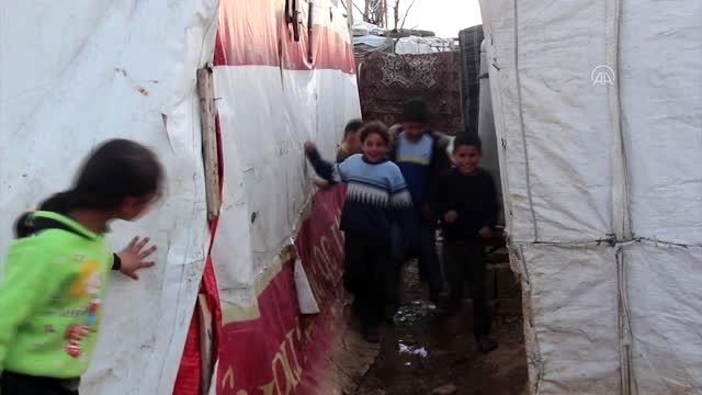 Lübnan'daki Suriyeli mültecilerin kalmak ile dönmek arasındaki dramı sürüyor