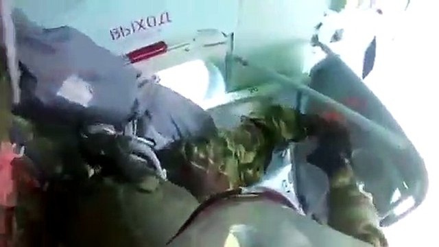 Faire un saut en parachute pour la première fois, c'est effrayant