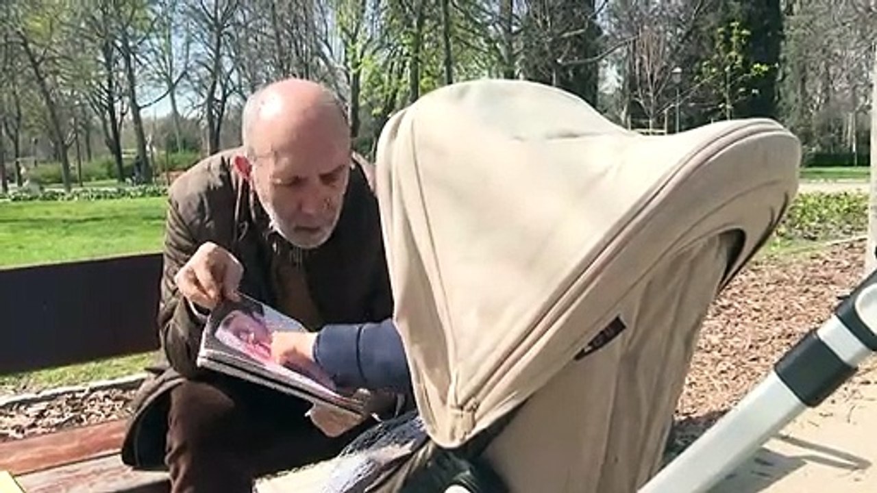 Sem escola por coronavírus, avós cuidam dos netos em Madri