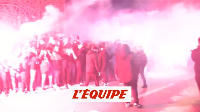 La réaction des ultras après le 2e but - Foot - C1 - PSG