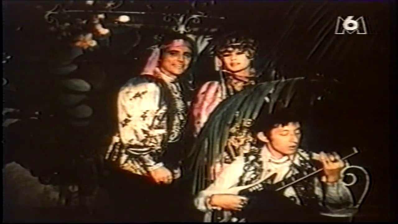 Serge Gainsbourg, Brigitte Bardot et Sacha Distel "La bise au Hippies" 1967