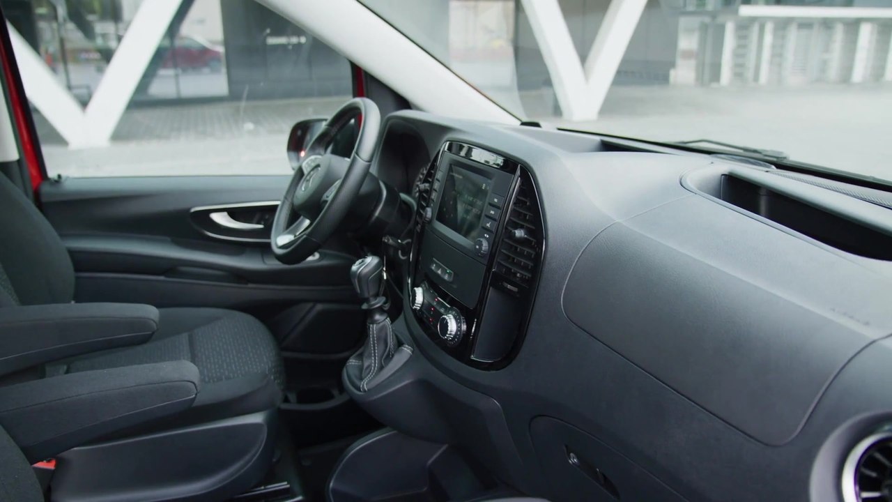 Der neue Mercedes-Benz Vito - Neuer Kühlergrill und Aufwertungen im Innenraum