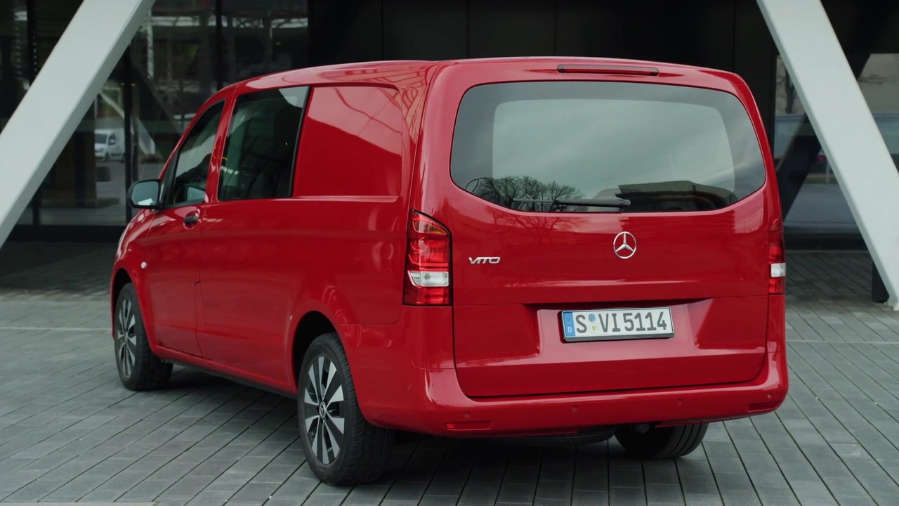 The new Mercedes-Benz Vito Mixto Design Preview