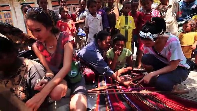 MENGINTIP PEMBUATAN KAIN IKAT ALOR