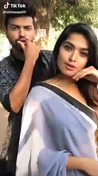 Desi Bhabhi Ka Hot Video Enjoy Now Funny Video