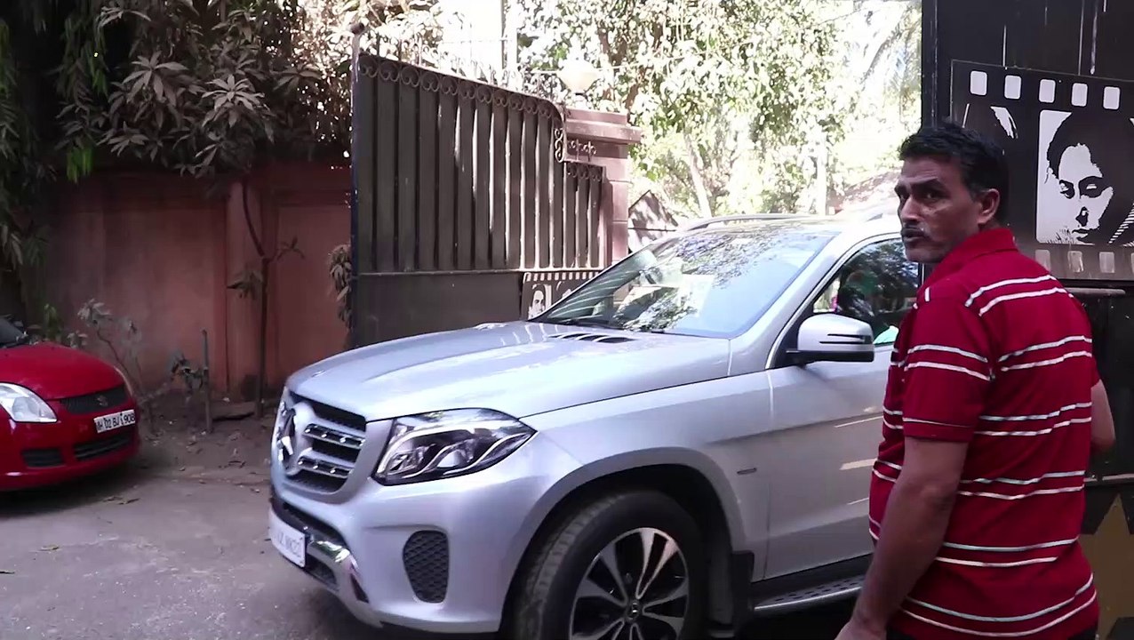 Siddhant Chaturvedi & Varun Dhawan Spotted Around Town | SpotboyE