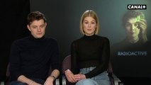 Radioactive - Le Pitch du Film par Rosamund Pike et Sam Riley