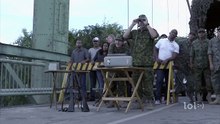 Improvised bomb disposal expert, LOL ComediHa!