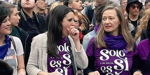 Irene Montero y las consignas "sola y borracha quiero llegar a casa" con coronavirus