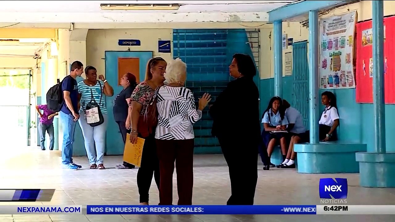 No se pagarÁ becas en escuelas sin clases  - Nex Noticias