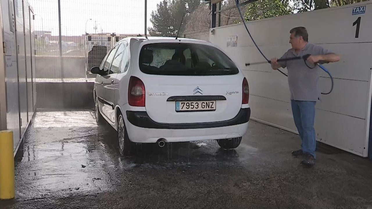 Junta de Andalucía refuerza la limpieza e higiene del transporte público por el coronavirus