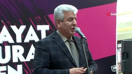 Erzurum'un tarihi eserlerini ve kültürel değerlerini karakalem çalıştılar