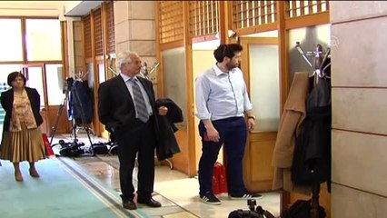 Mehmet Akif'in torunu Argon'a Sebilürreşad dergisinin ilk sayısının dokuma baskısı hediye edildi (2)