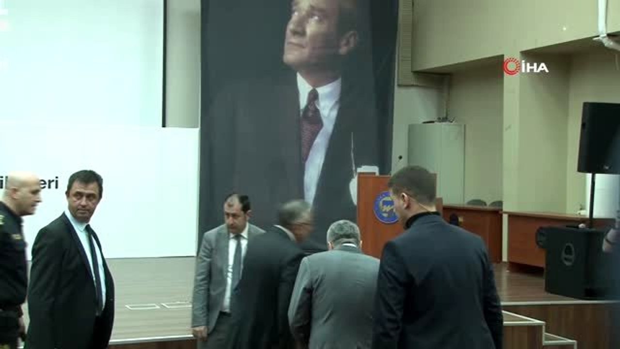 İstanbul Emniyet Müdürü Mustafa Çalışkan: "İstanbul polisi bir şehirden daha çok bir ekonomiye,...