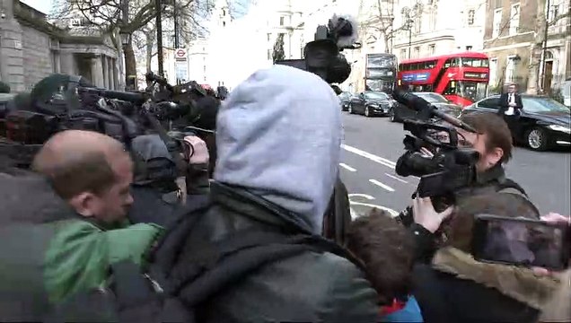 Ministers and advisors depart after Cobra meeting