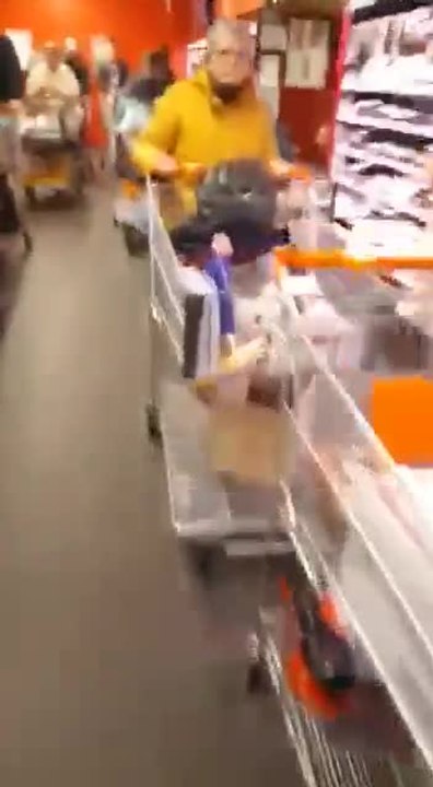 Colruyt: la file au supermarché