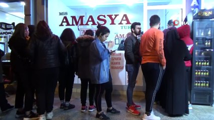 Amasya’da otobüs yazıhanelerinde bilet kuyruğu