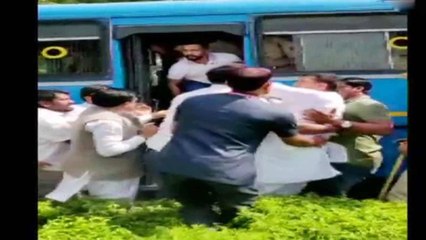 Jitu Patwari, Bengaluru police indulge in a tussle