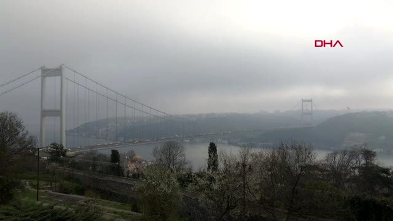İSTANBUL-İSTANBUL BOĞAZI'NDA SİS