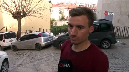 İnşaatta yıkım çalışması sırasında beton blok düştü, 2 işçi yaralandı