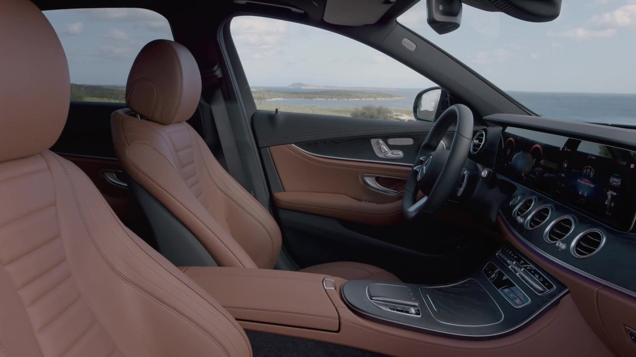 The new Mercedes-Benz E-Class Sedan Interior De...