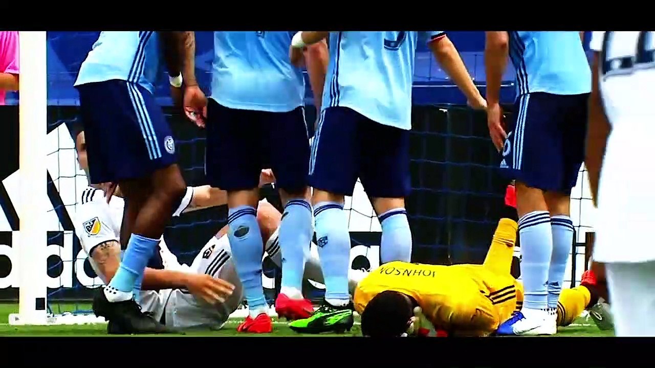 Football Moments If Were Not Filmed, No One Would Believe It