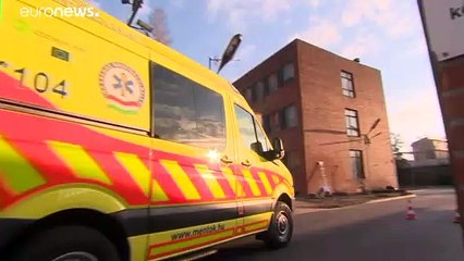 Azonnal zár alá venné a hazatérő magyarokat Orbán, külföldieket pedig nem engedne be