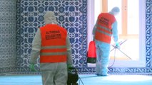 Koronavirüse karşı camiler cuma namazı öncesi dezenfekte edildi (2) - ANKARA