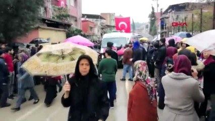 Hatay Şehidini son yolculuğuna uğurladı- 1