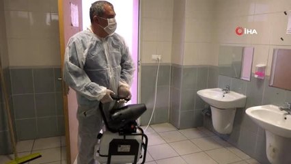 Gölbaşı Belediyesi korona virüse karşı okulları dezenfekte ediyor