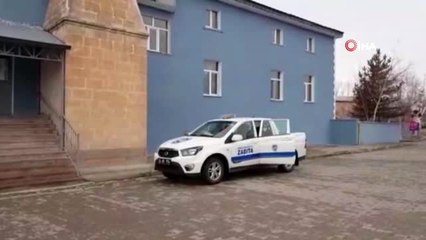 Aşkale'de okul taşıtları camiler ve umumi yerler ilaçlandı